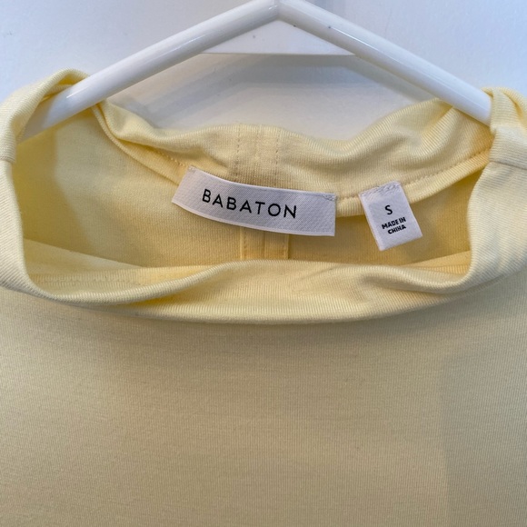 Babaton sleeveless open back shirt. - Picture 3 of 3